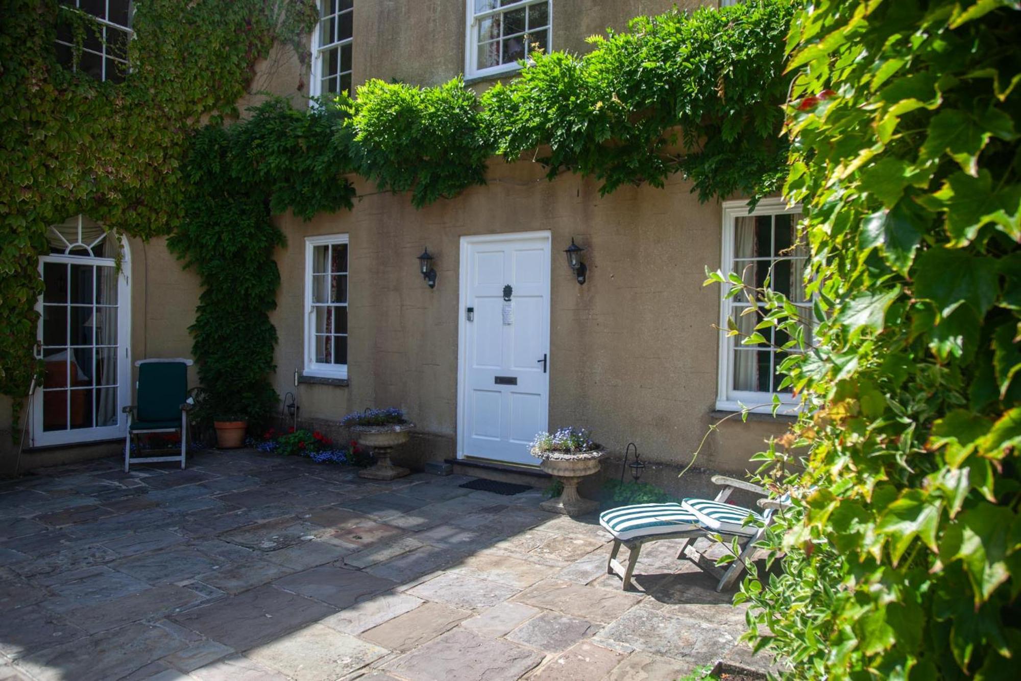 Clemenstone House B&B Cowbridge Dış mekan fotoğraf