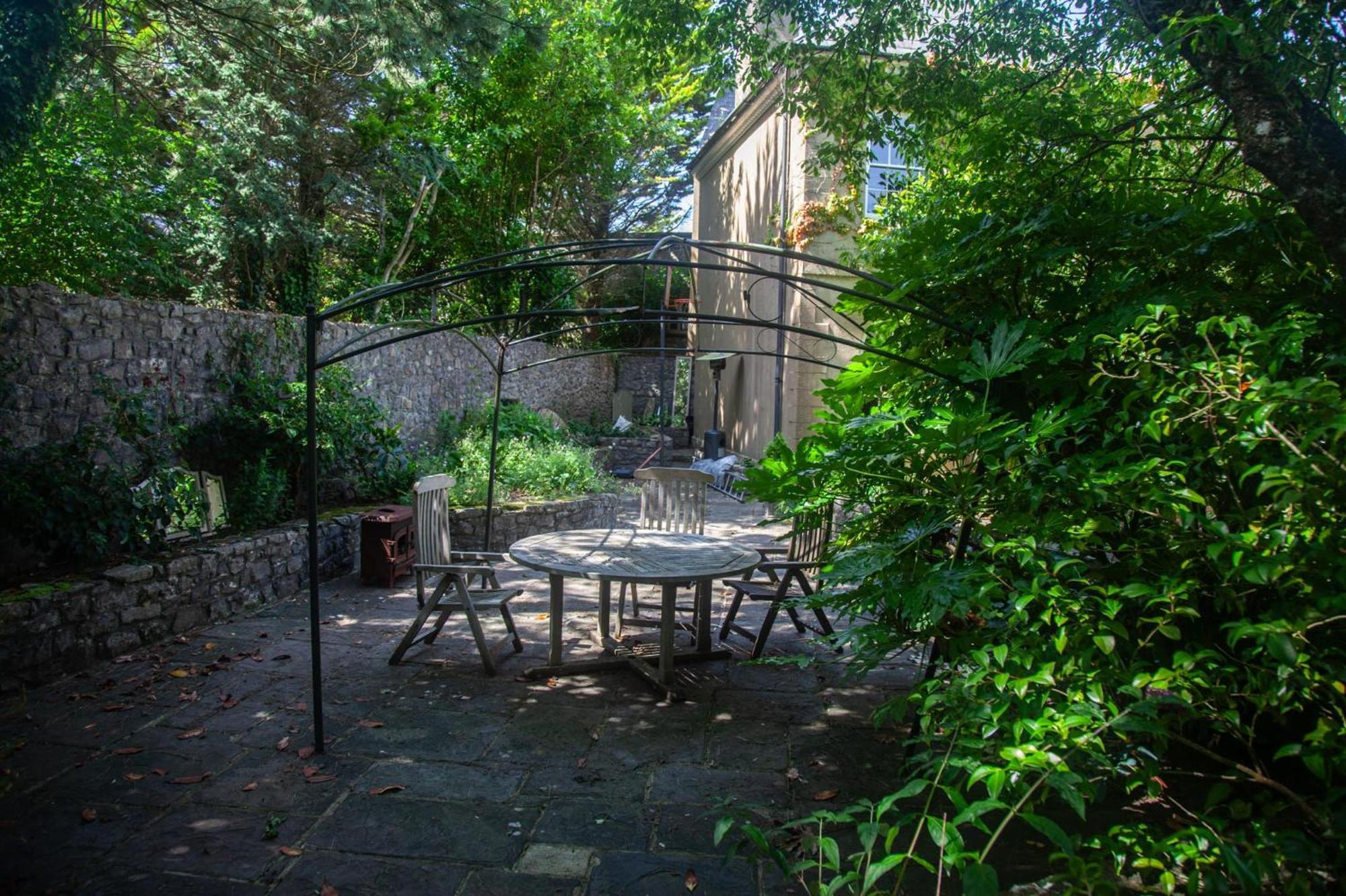 Clemenstone House B&B Cowbridge Dış mekan fotoğraf